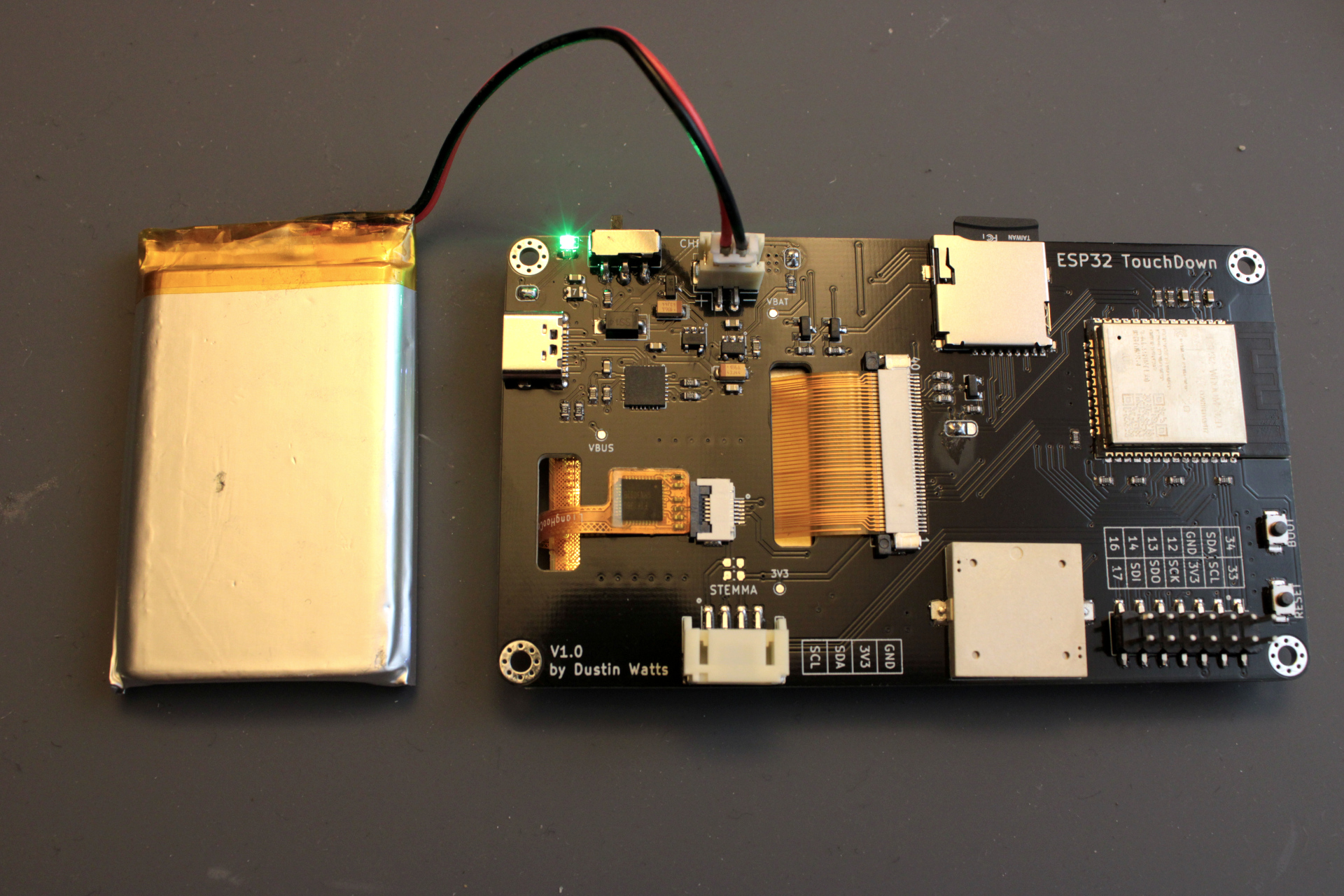 ESP32 TouchDown - Board ESP32 tích hợp màn hình cảm ứng điện dung